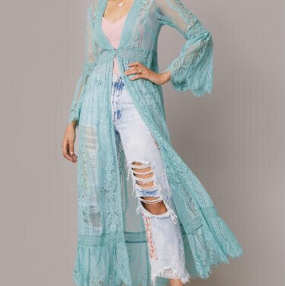 SOLD Lace Pull over